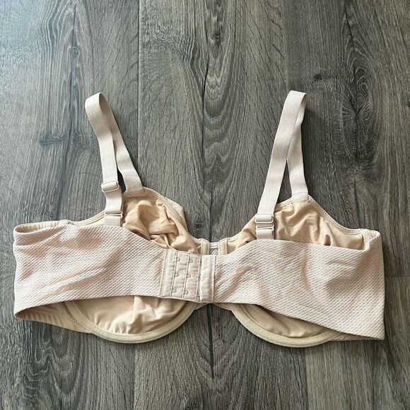 Women's Plus Size Underwire Bra size 42 D - Picture 4 of 9